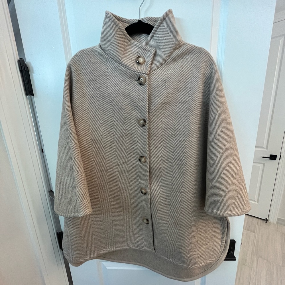 Ann Taylor Size S/M High neck Cape Poncho Coat in Herringbone Tan.